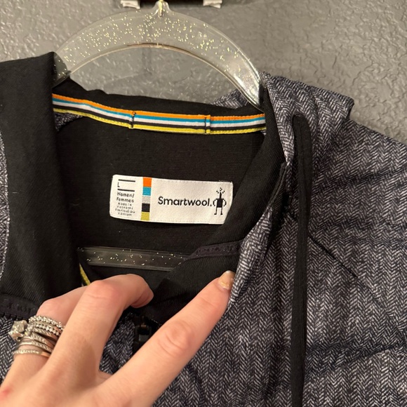 SMARTWOOL • DOUBLE PROPULSION 60 PRINTED HOODED VEST large black - Picture 4 of 6